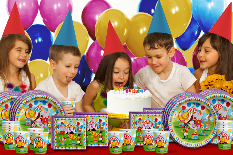 Circus Carnival Birthday Party Tableware Kit For 16 Guests - BirthdayGalore.com